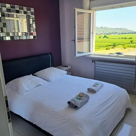 Chez Florence Apartment *